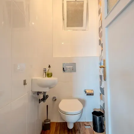 Bosphorus View - 5 Bedrooms - 2 Bathrooms - Elevator - Location アパート イスタンブール
