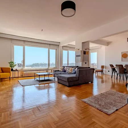 Bosphorus View - 5 Bedrooms - 2 Bathrooms - Elevator - Location *
