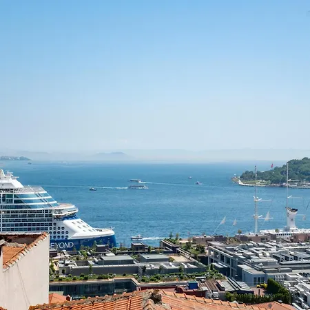 Bosphorus View - 5 Bedrooms - 2 Bathrooms - Elevator - Location アパート *