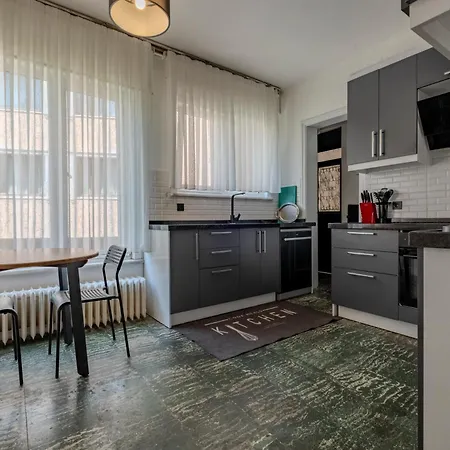 アパート Bosphorus View - 5 Bedrooms - 2 Bathrooms - Elevator - Location イスタンブール